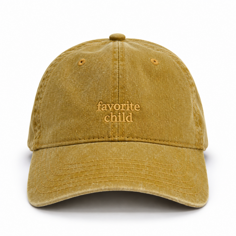 Gorra Favorite Child color mostaza, vista frontal